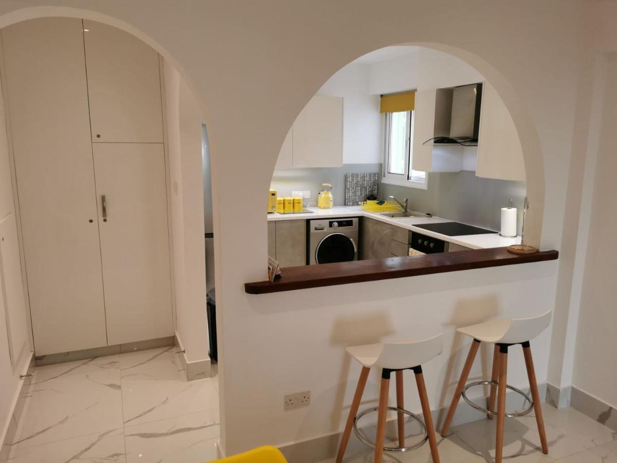 Paphos Gardens Apartment Dış mekan fotoğraf