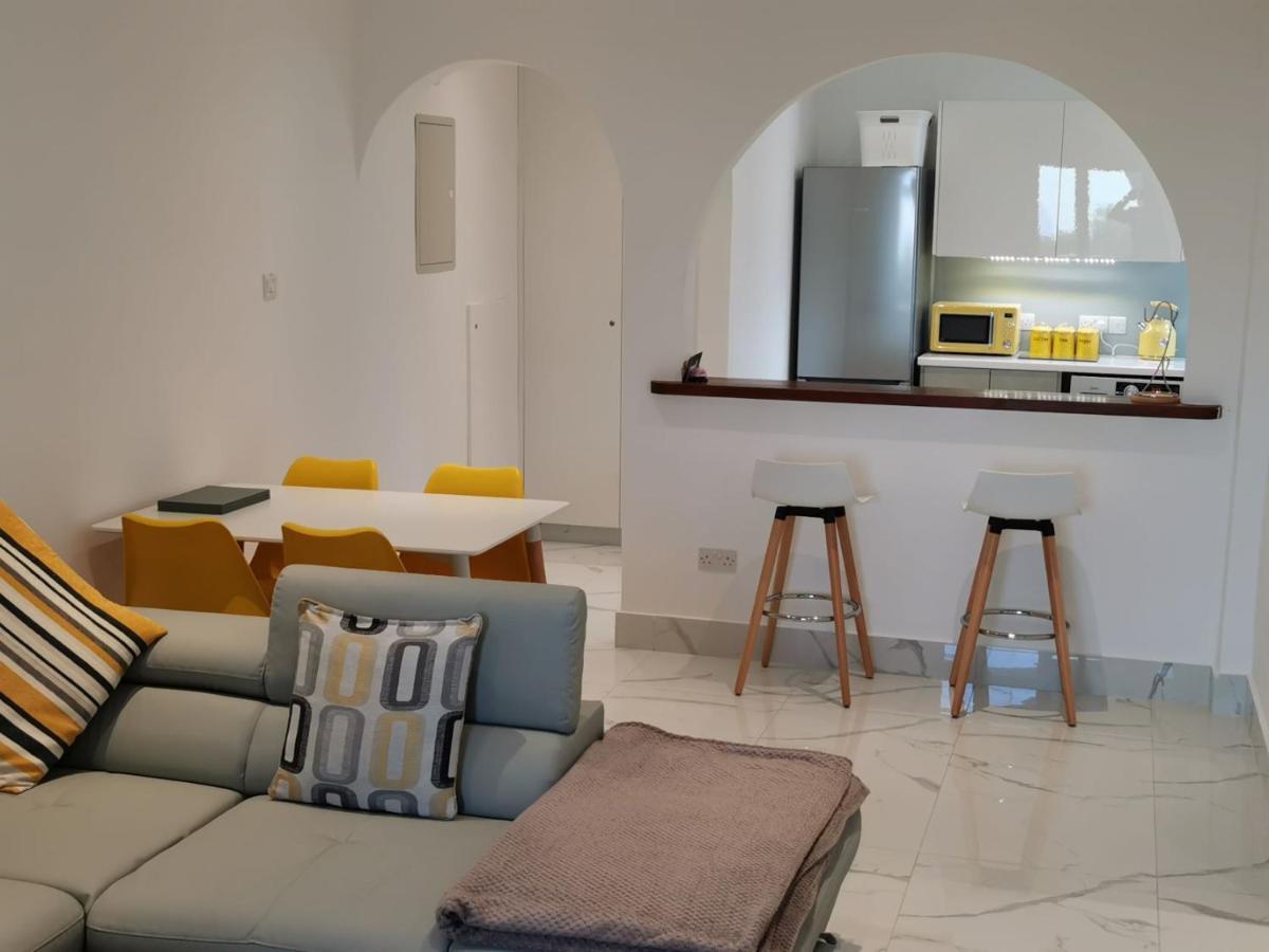 Paphos Gardens Apartment Dış mekan fotoğraf