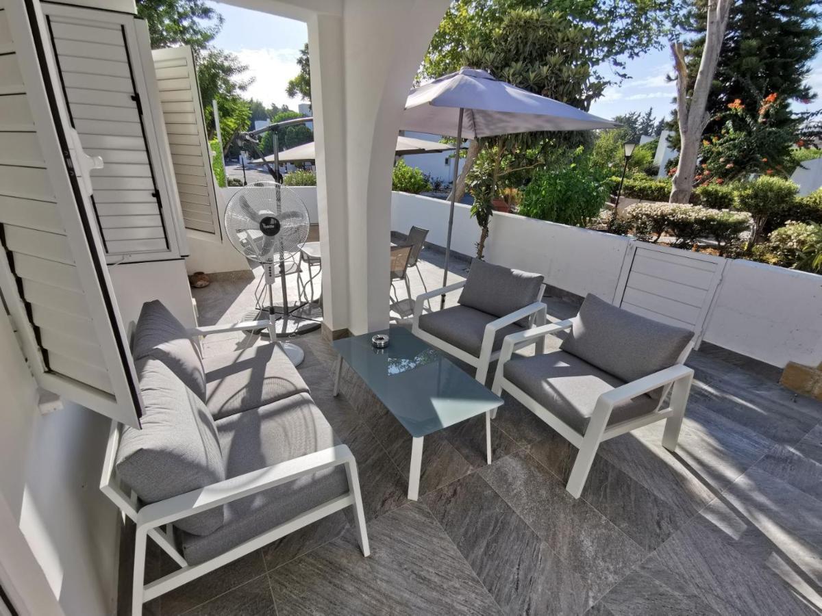 Paphos Gardens Apartment Dış mekan fotoğraf