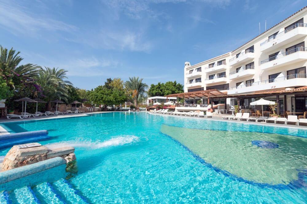 Paphos Gardens Apartment Dış mekan fotoğraf