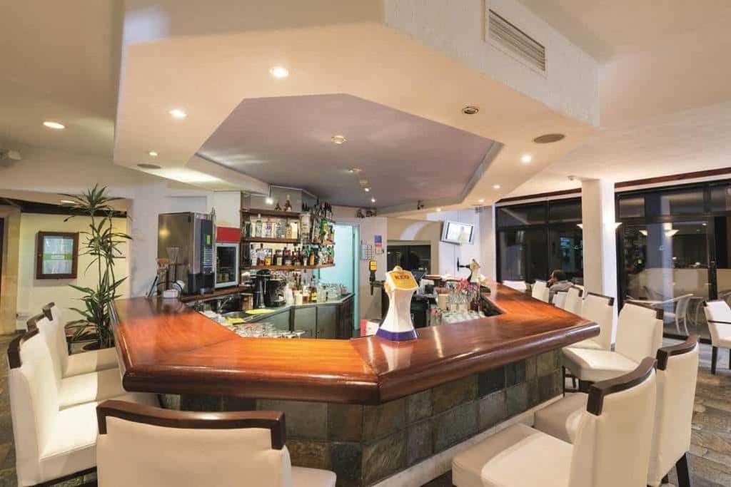 Paphos Gardens Apartment Dış mekan fotoğraf