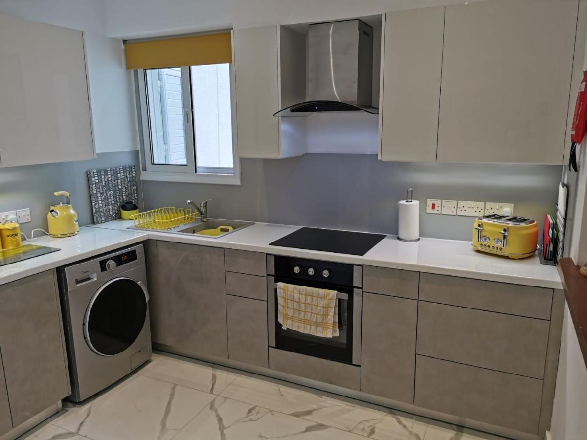 Paphos Gardens Apartment Dış mekan fotoğraf