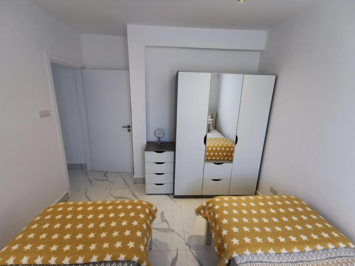 Paphos Gardens Apartment Dış mekan fotoğraf
